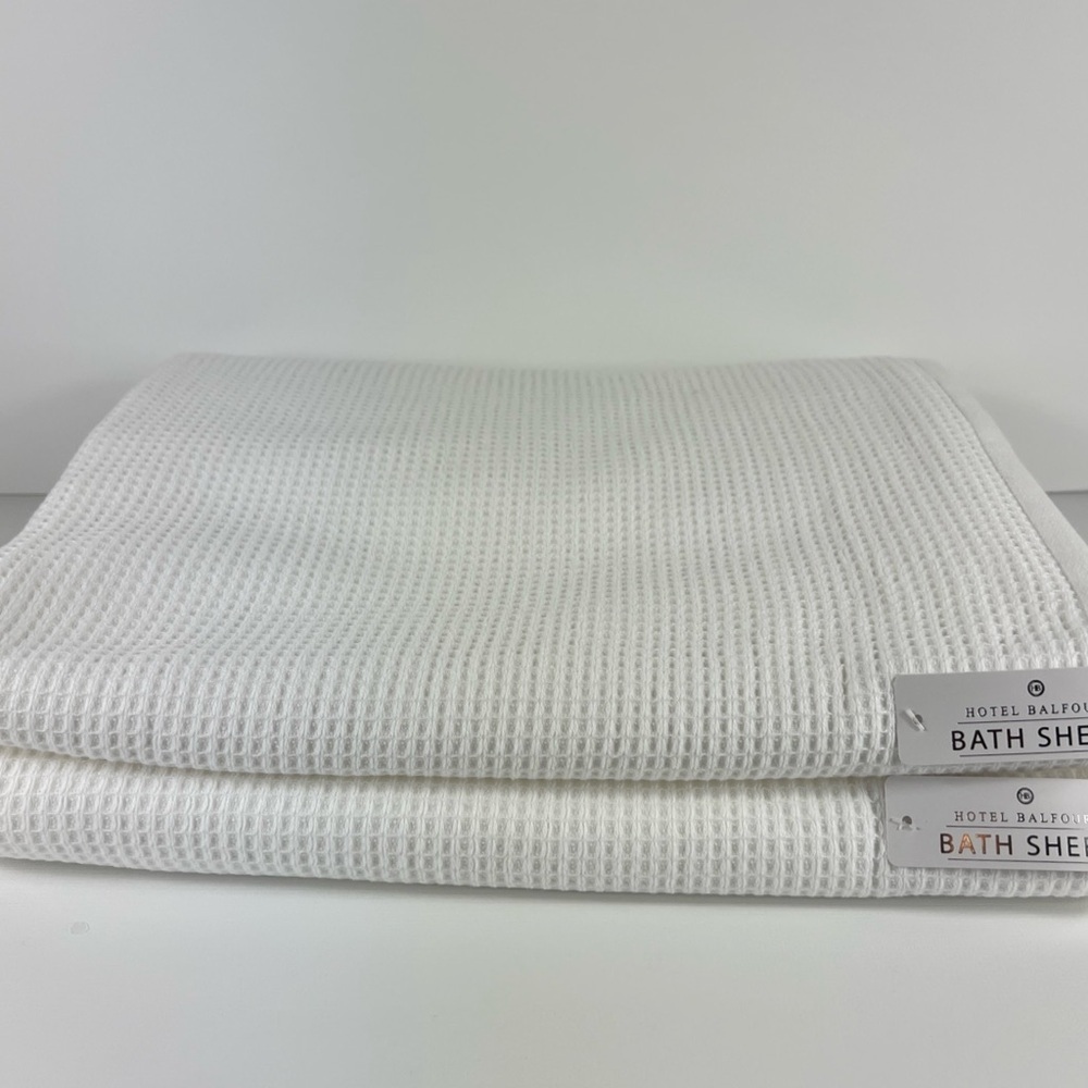 2 Pc Hotel Balfour Bath Sheets White Towels 34" x 64" 100% Cotton Spa Luxury NEW